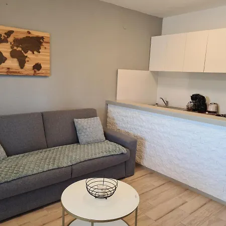 Habek Apartment *