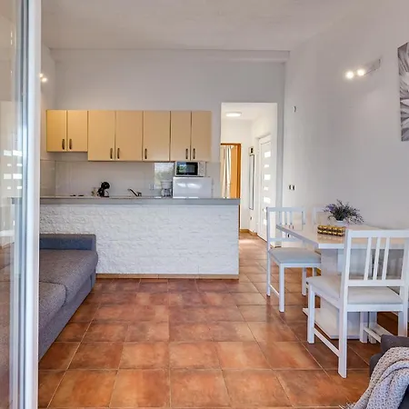 Habek Apartment *